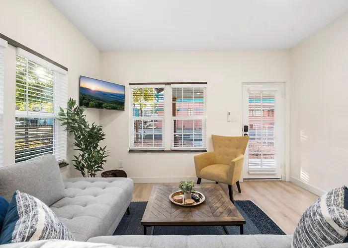 3Br Cozy Cottonwood Home - Just Walk To Old Town! Holiday home Cottonwood